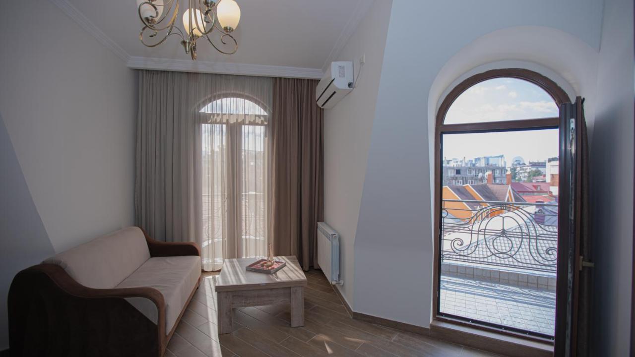 Royal Venezia Hotel Batumi Exterior foto