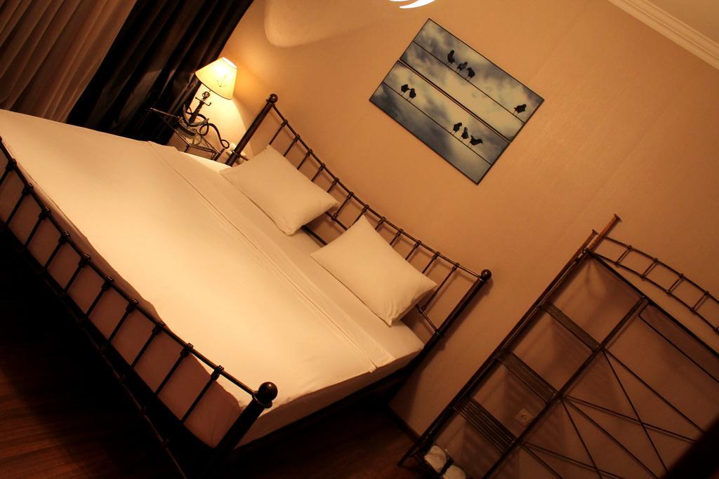 Royal Venezia Hotel Batumi Habitación foto