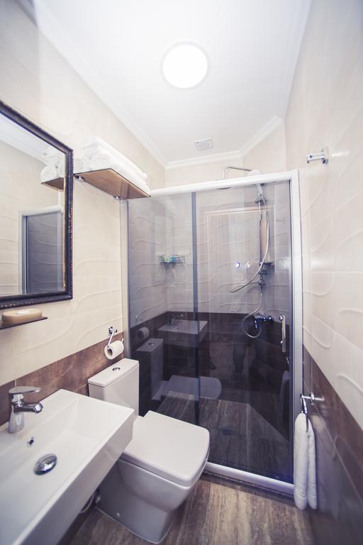 Royal Venezia Hotel Batumi Habitación foto